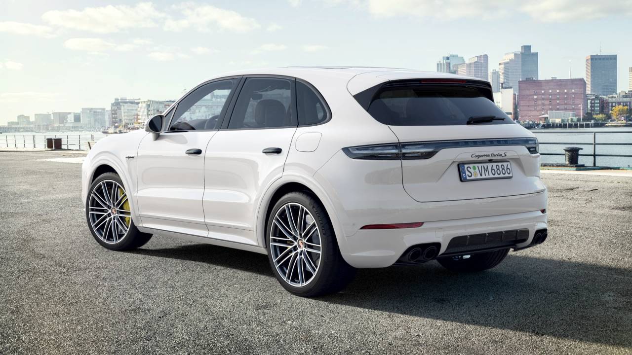 2023 Porsche Cayenne Cayenne Turbo S E-Hybrid (MY23)
