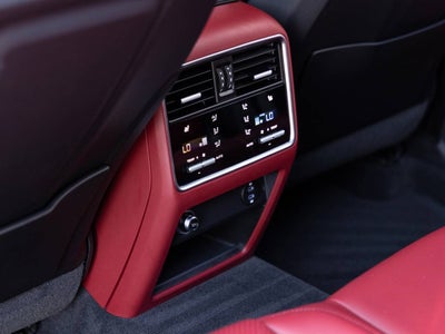 2023 Porsche Cayenne Cayenne Turbo S E-Hybrid