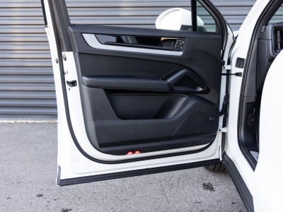 2025 Porsche Cayenne Cayenne S
