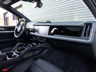 2025 Porsche Cayenne Cayenne S