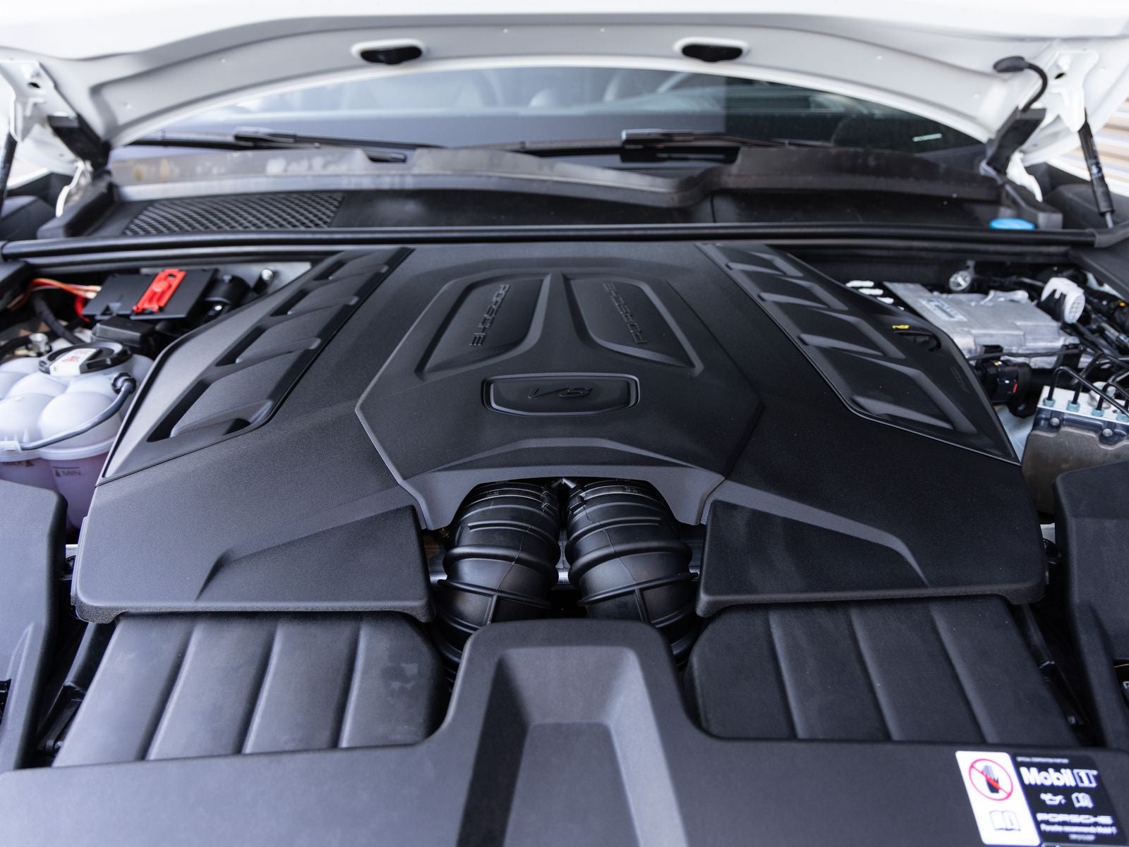 2025 Porsche Cayenne Cayenne S