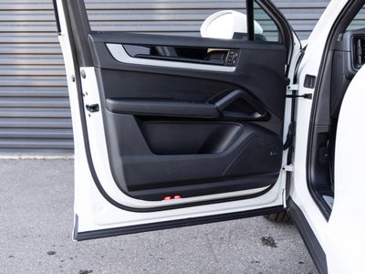 2025 Porsche Cayenne Cayenne S