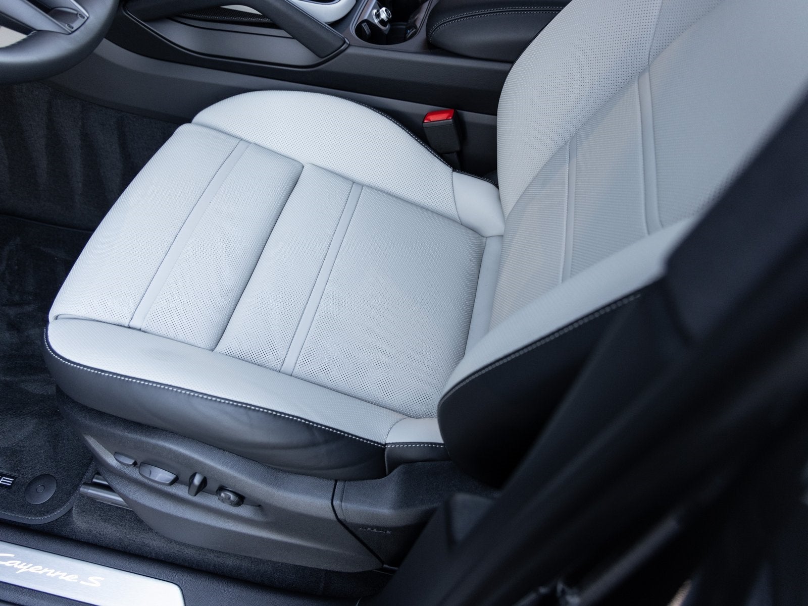 2026 Porsche Cayenne Cayenne S