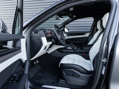 2026 Porsche Cayenne Cayenne S