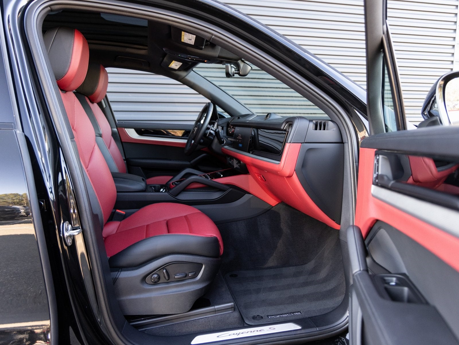 2025 Porsche Cayenne Cayenne S