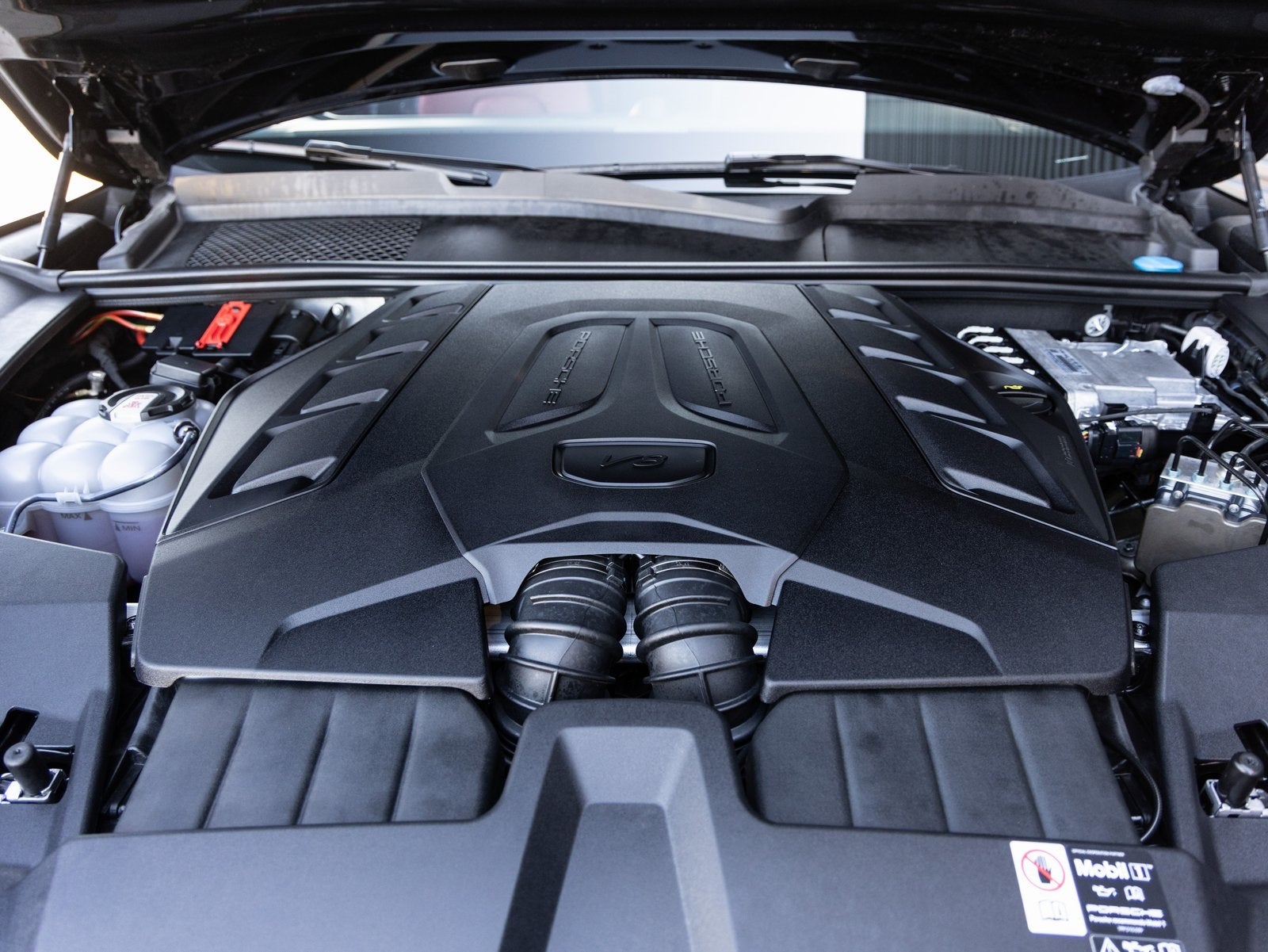 2025 Porsche Cayenne Cayenne S