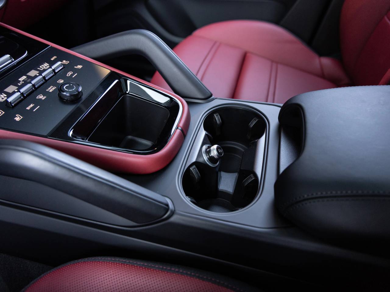 2025 Porsche Cayenne Cayenne S