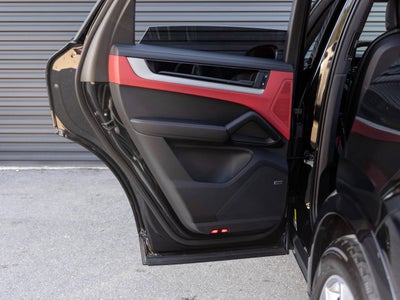 2025 Porsche Cayenne Cayenne S