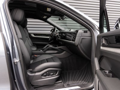 2026 Porsche Cayenne Coupe