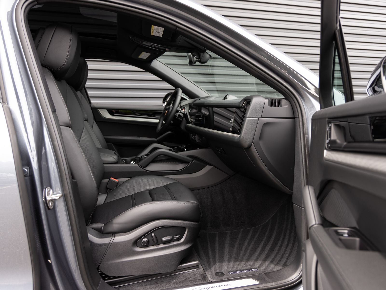 2026 Porsche Cayenne Coupe