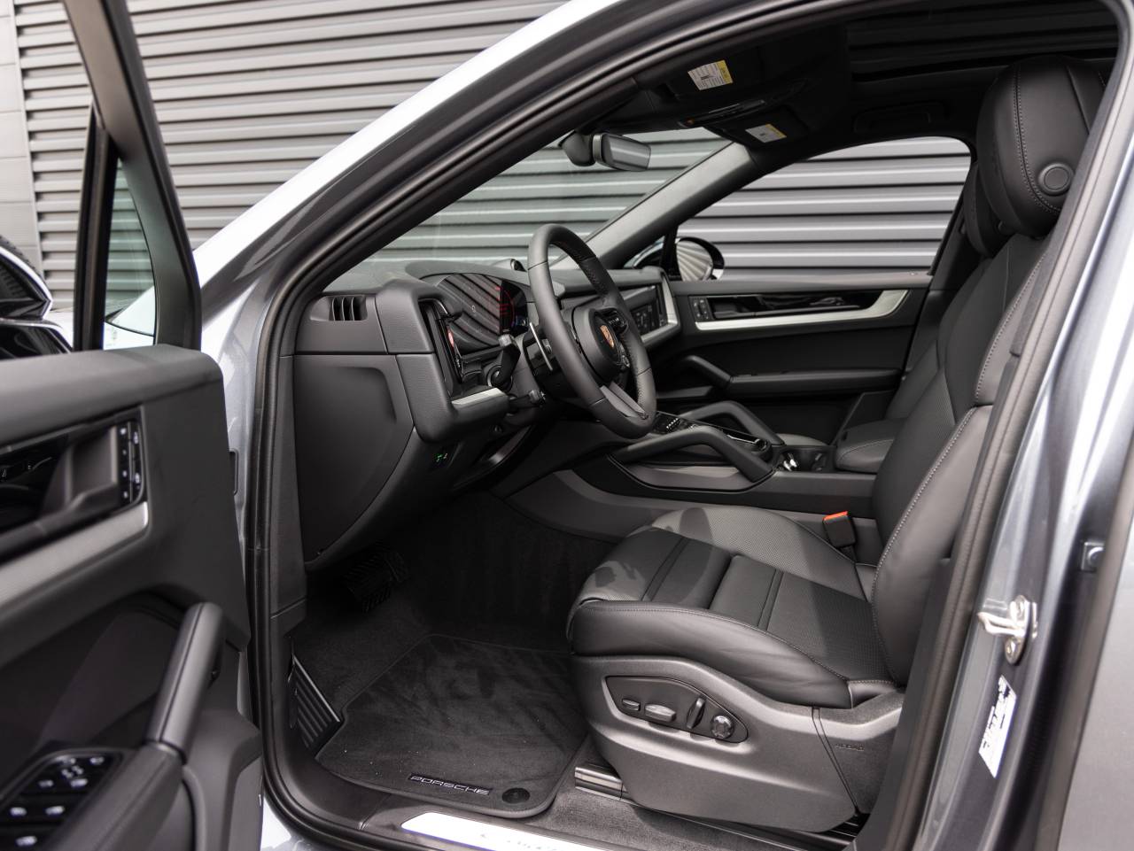 2026 Porsche Cayenne Coupe