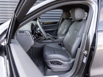 2023 Porsche Cayenne Cayenne Coupe