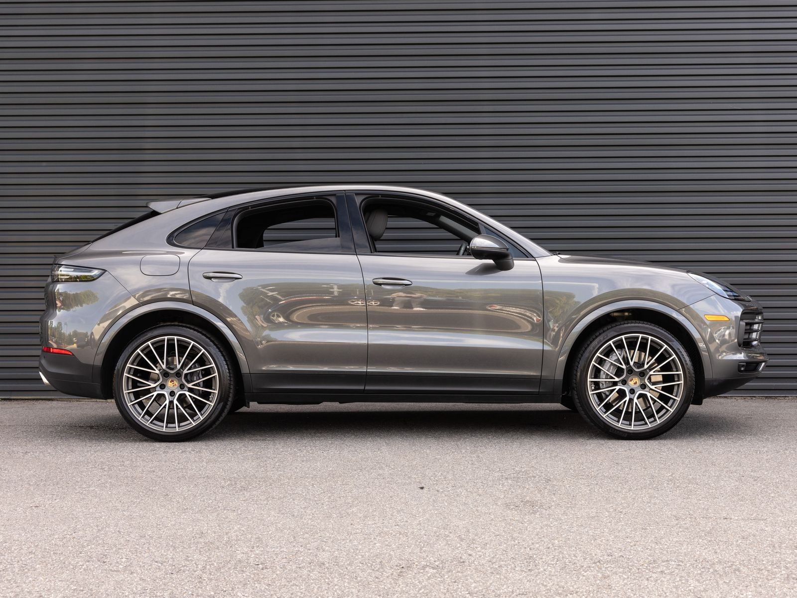 2023 Porsche Cayenne Cayenne Coupe