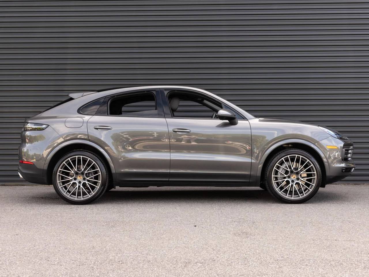 2023 Porsche Cayenne Cayenne Coupe