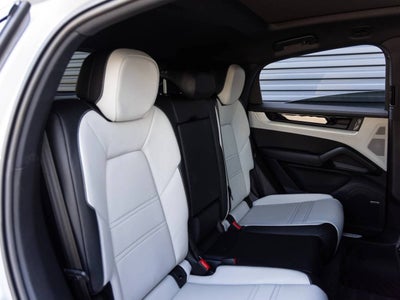 2026 Porsche Cayenne Cayenne Coupe