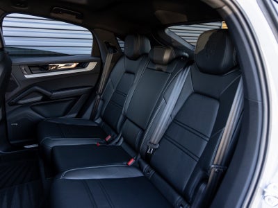 2026 Porsche Cayenne Cayenne Coupe