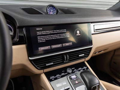 2022 Porsche Cayenne Coupe