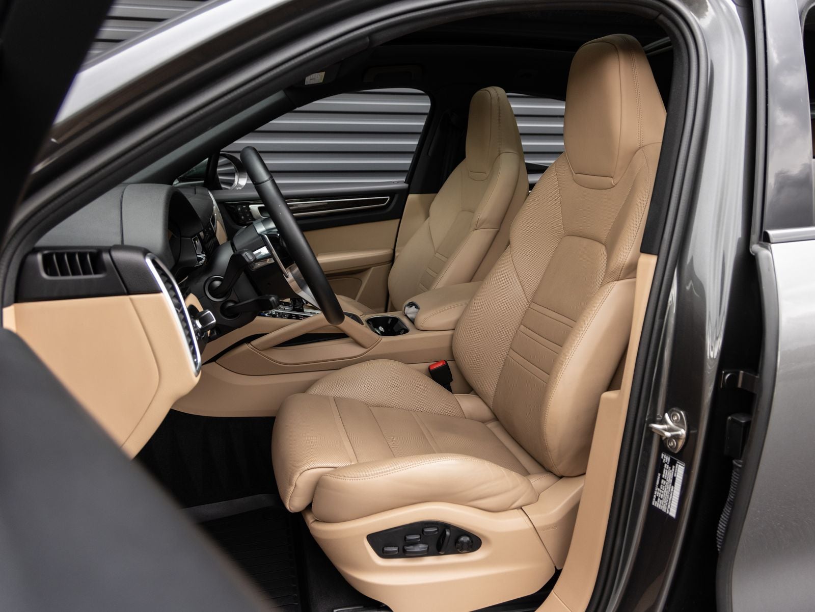 2022 Porsche Cayenne Coupe