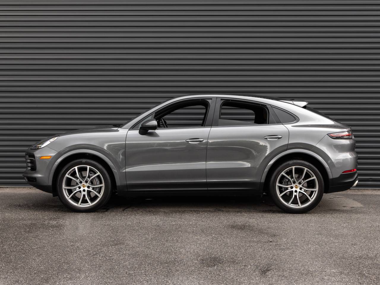 2022 Porsche Cayenne Coupe