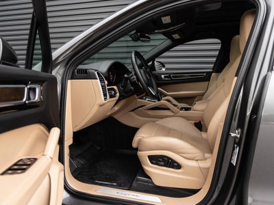 2022 Porsche Cayenne Coupe