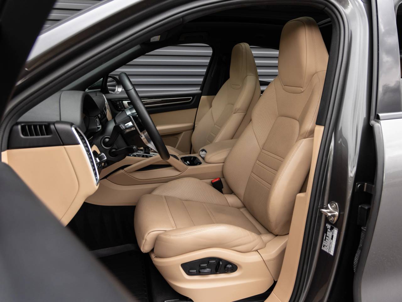 2022 Porsche Cayenne Coupe