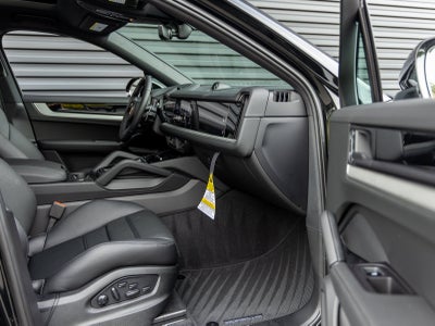 2026 Porsche Cayenne Cayenne Coupe