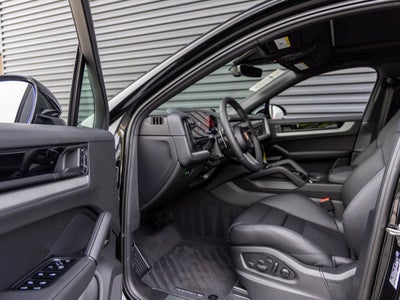 2026 Porsche Cayenne Cayenne Coupe