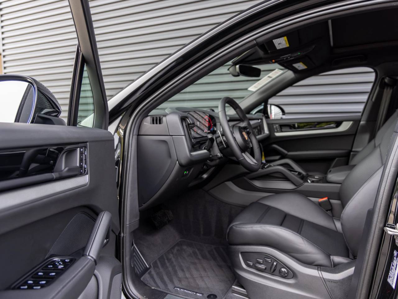2026 Porsche Cayenne Cayenne Coupe