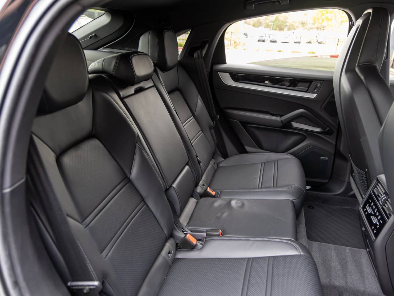 2026 Porsche Cayenne Cayenne Coupe