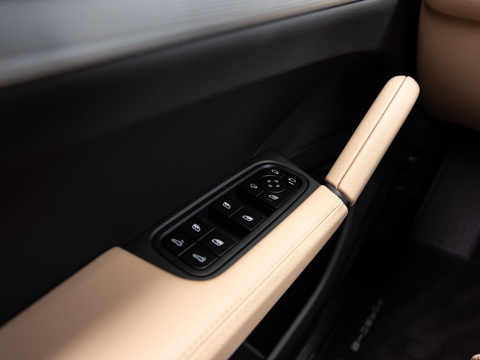 2026 Porsche Cayenne Coupe