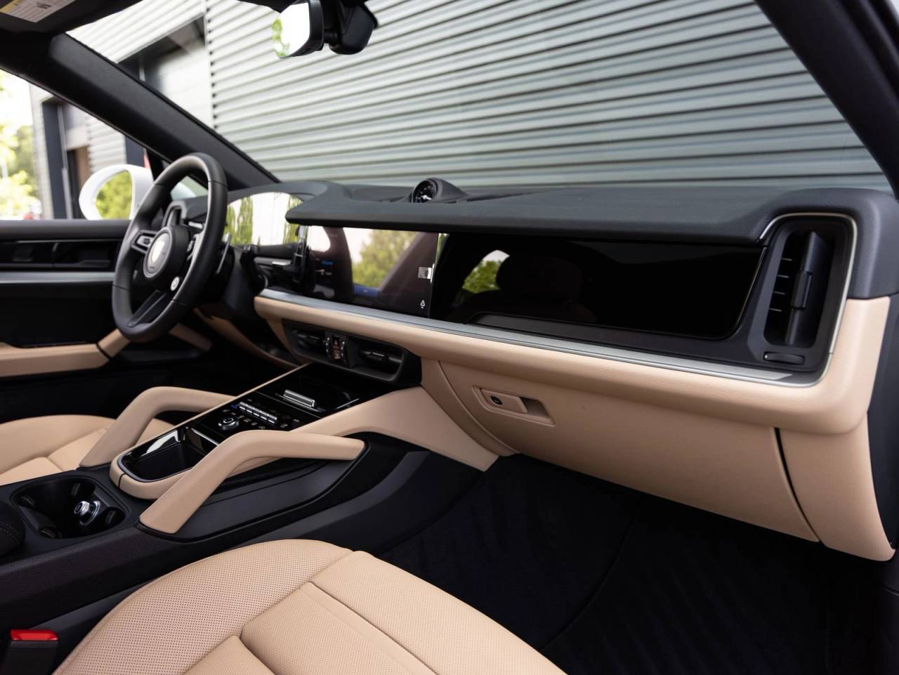 2026 Porsche Cayenne Coupe