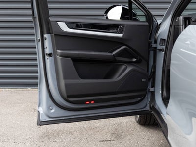 2026 Porsche Cayenne Cayenne Coupe