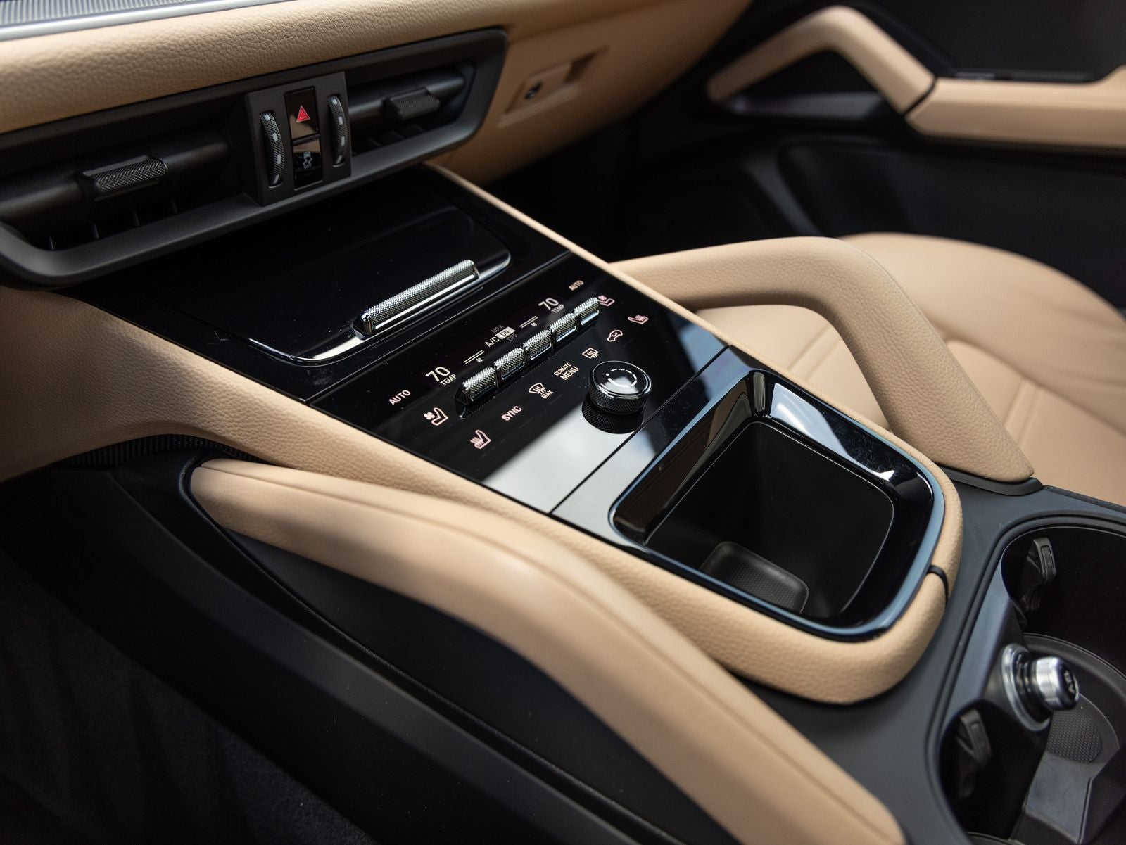 2025 Porsche Cayenne Coupe