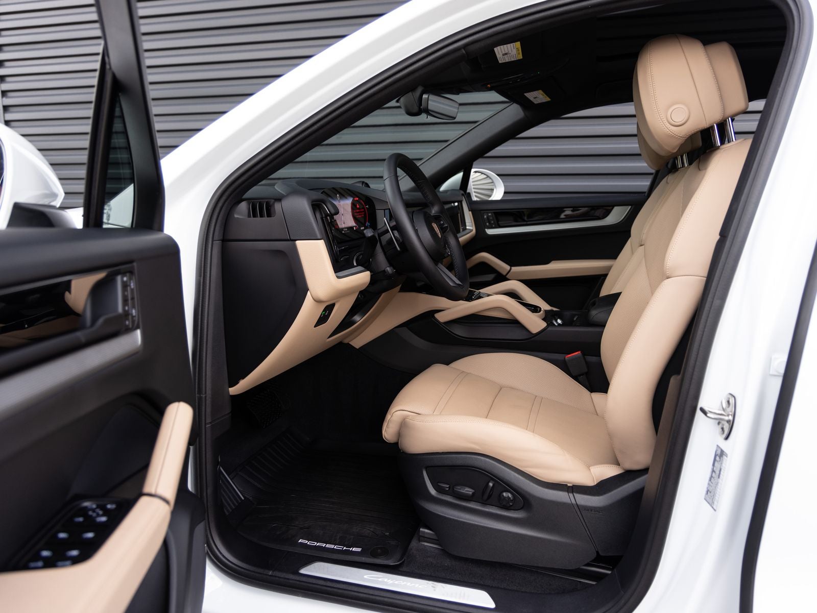 2025 Porsche Cayenne Coupe