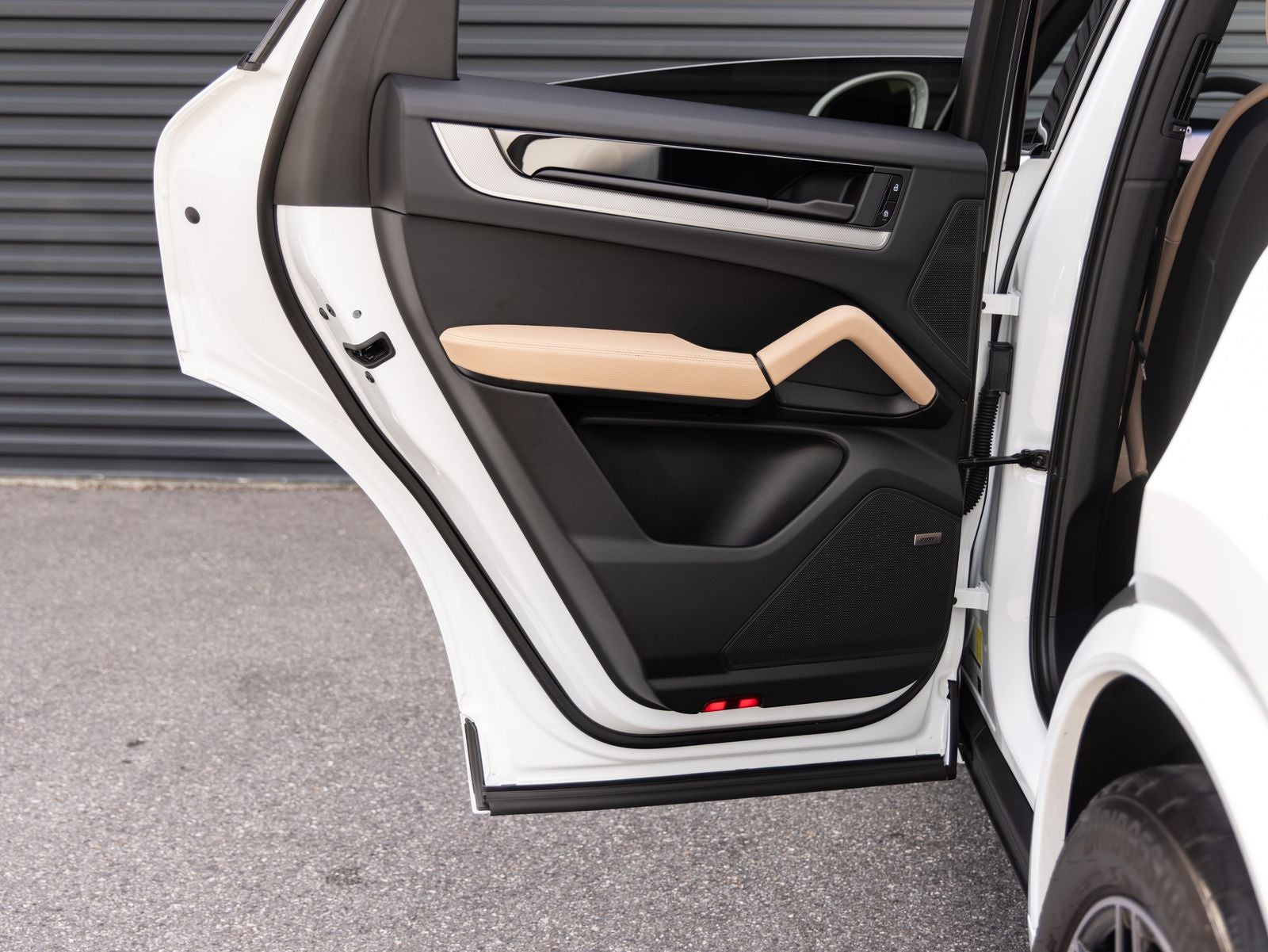 2025 Porsche Cayenne Coupe