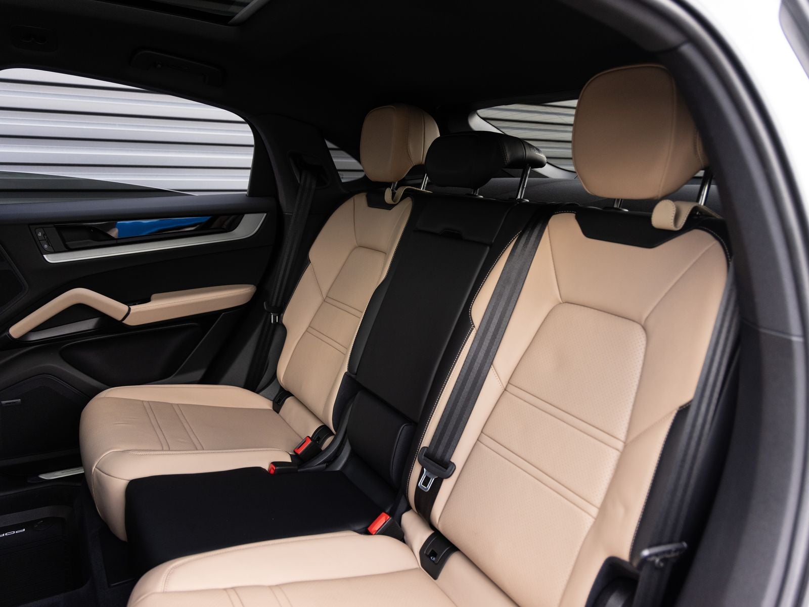 2025 Porsche Cayenne Coupe