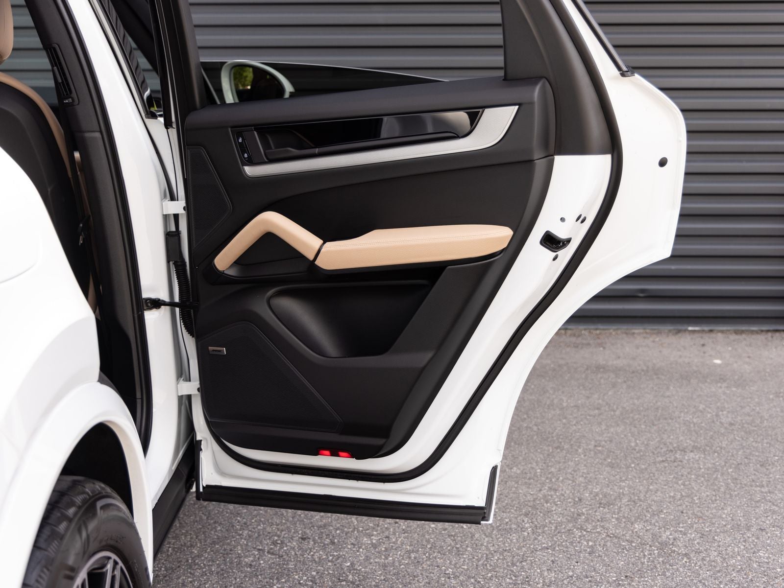 2025 Porsche Cayenne Coupe