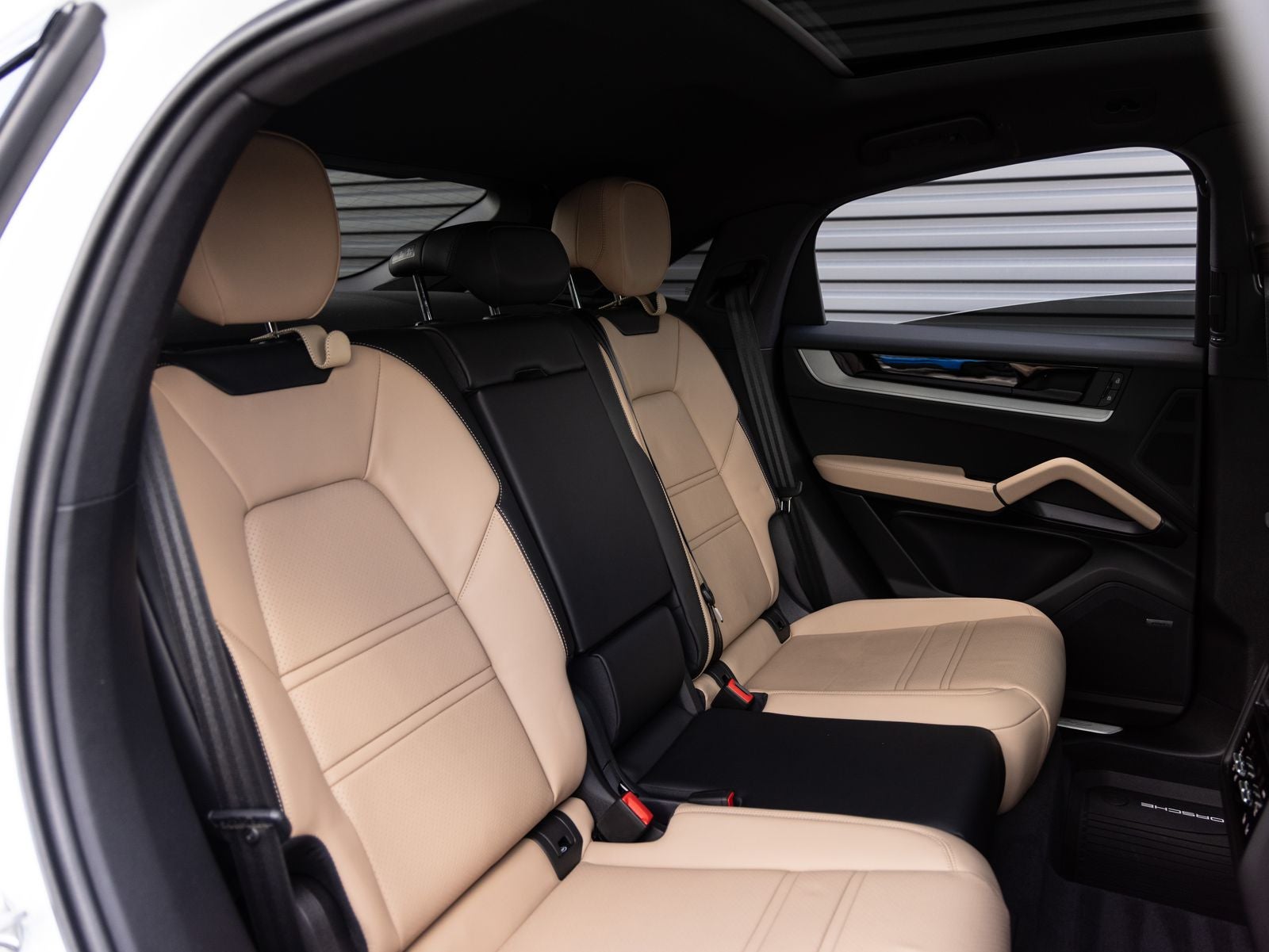 2025 Porsche Cayenne Coupe