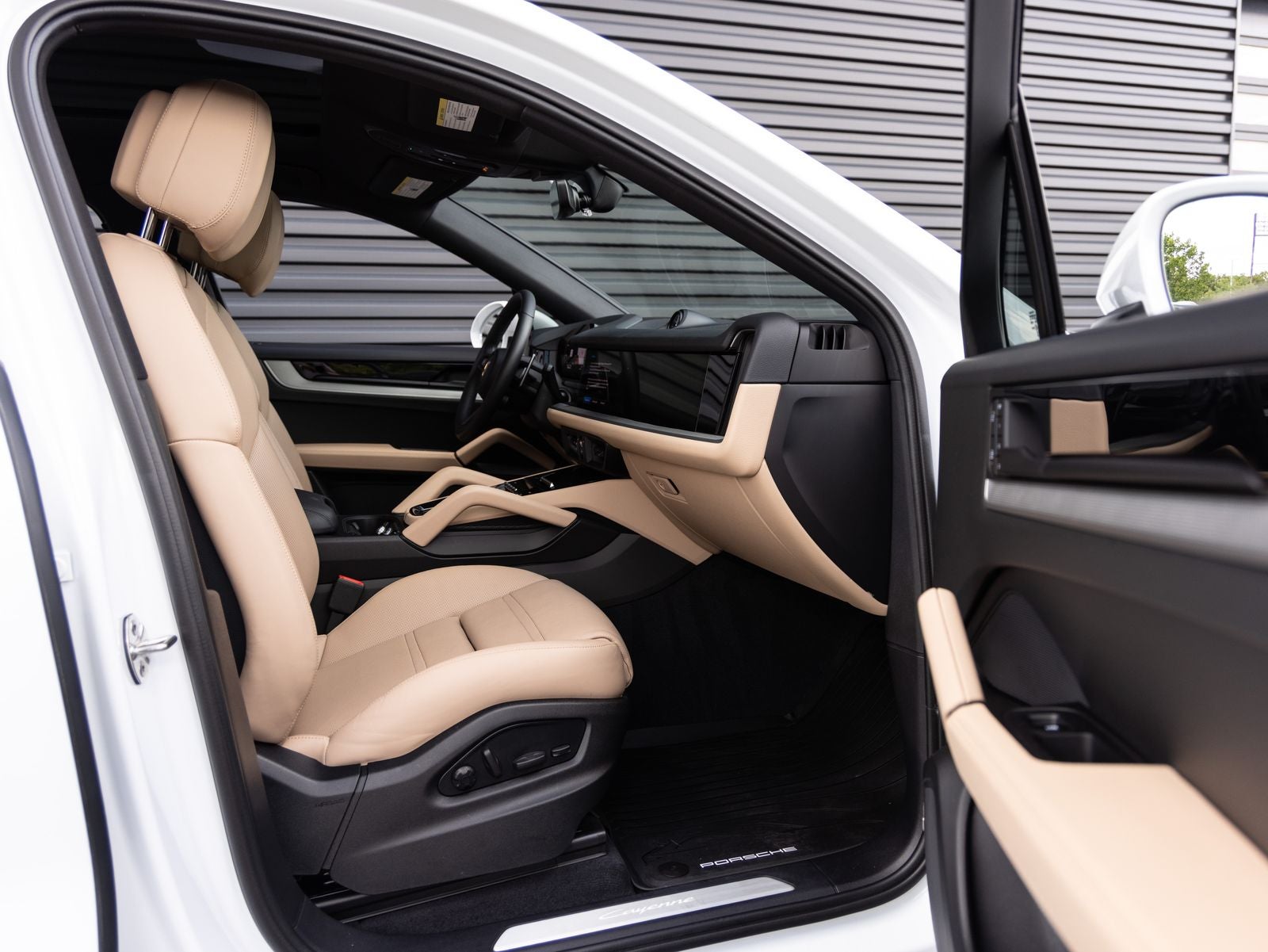 2025 Porsche Cayenne Coupe