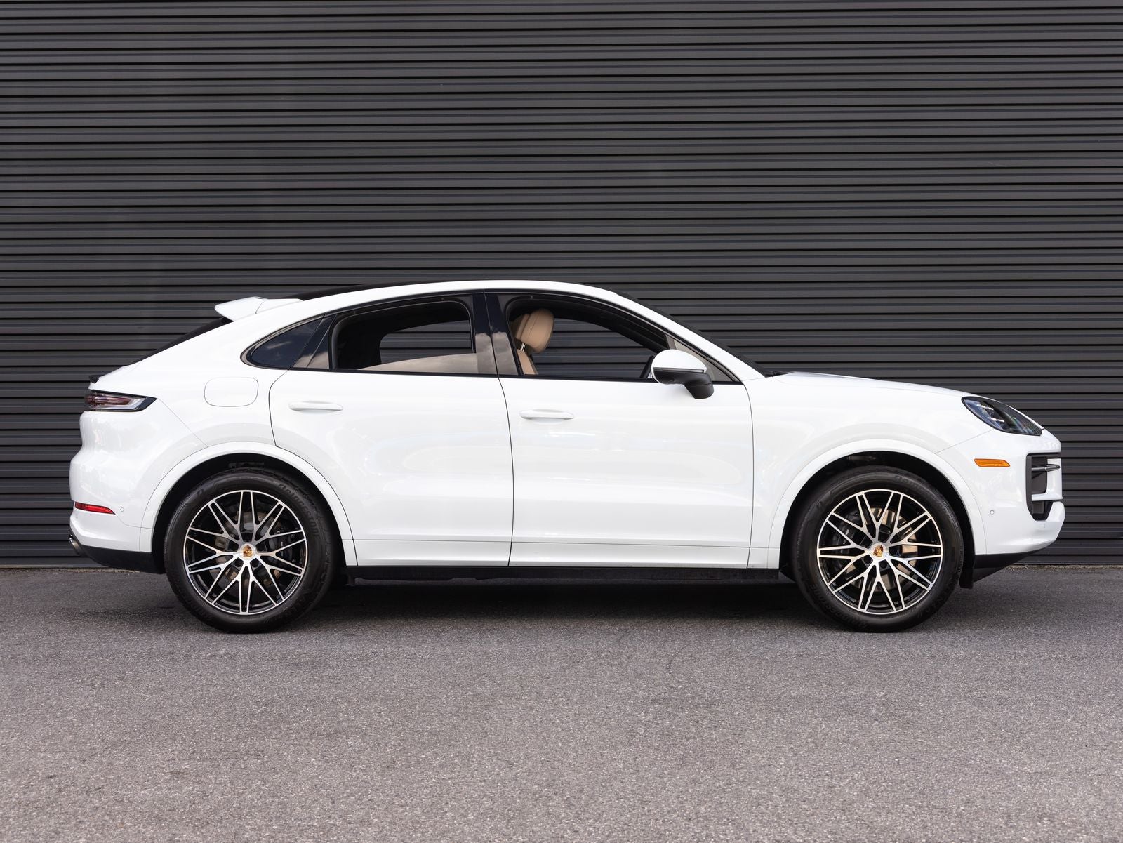 2025 Porsche Cayenne Coupe