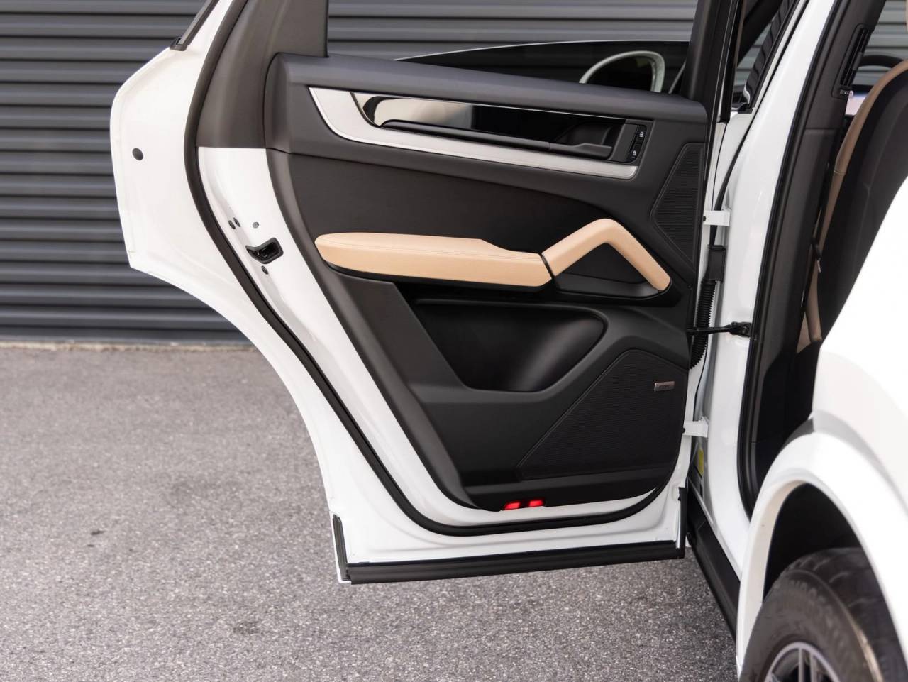 2025 Porsche Cayenne Coupe