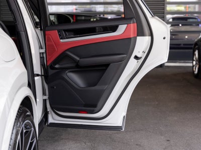 2026 Porsche Cayenne Cayenne Coupe