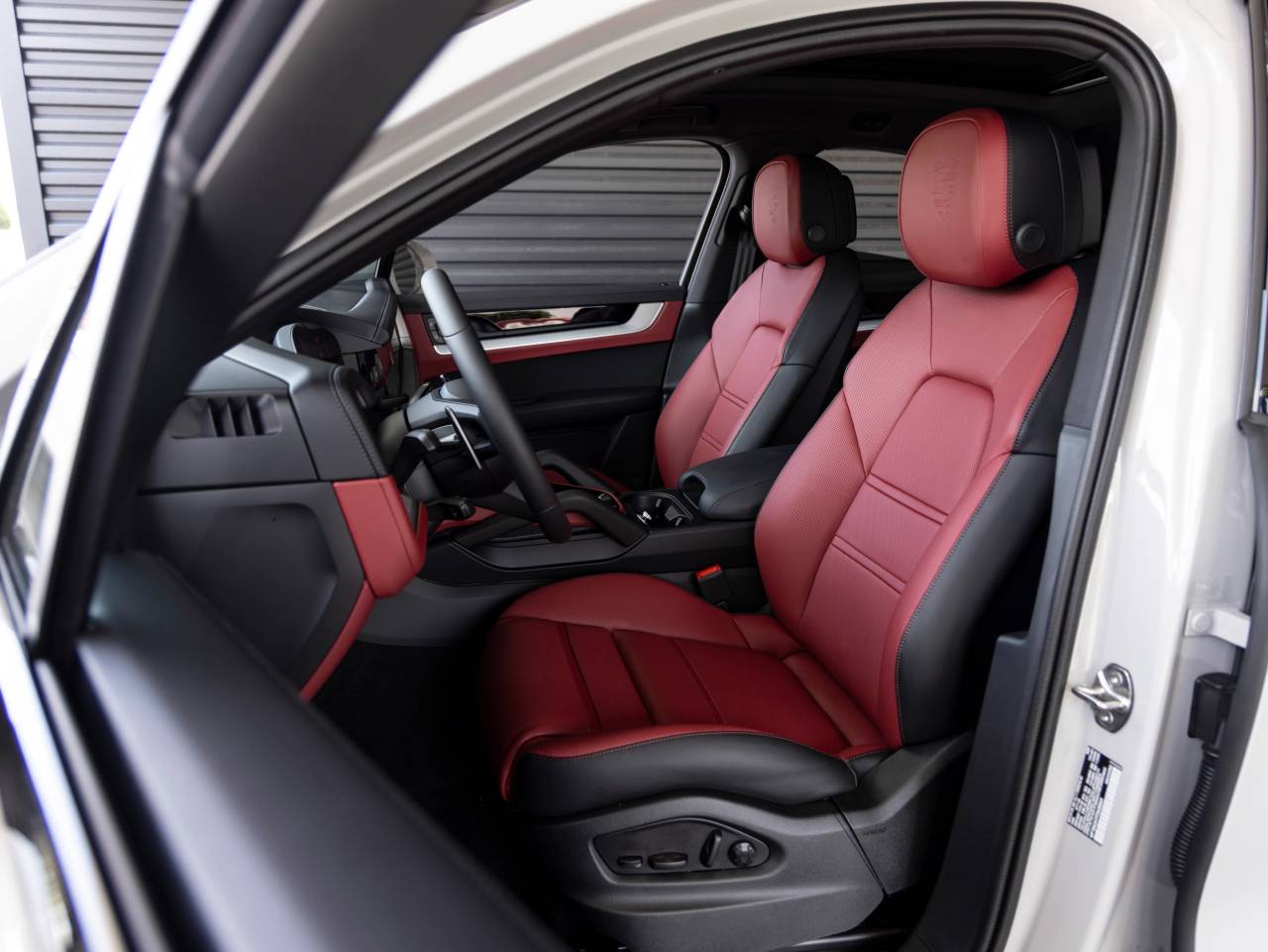 2026 Porsche Cayenne Cayenne Coupe