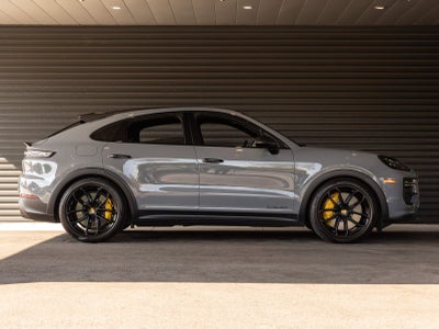 2024 Porsche Cayenne Turbo GT