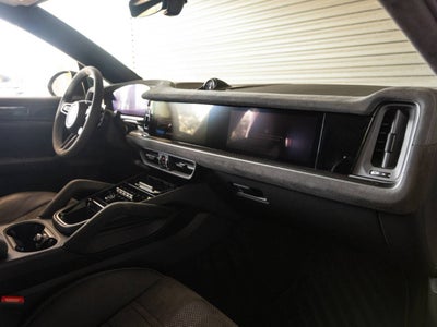 2024 Porsche Cayenne Cayenne Turbo GT