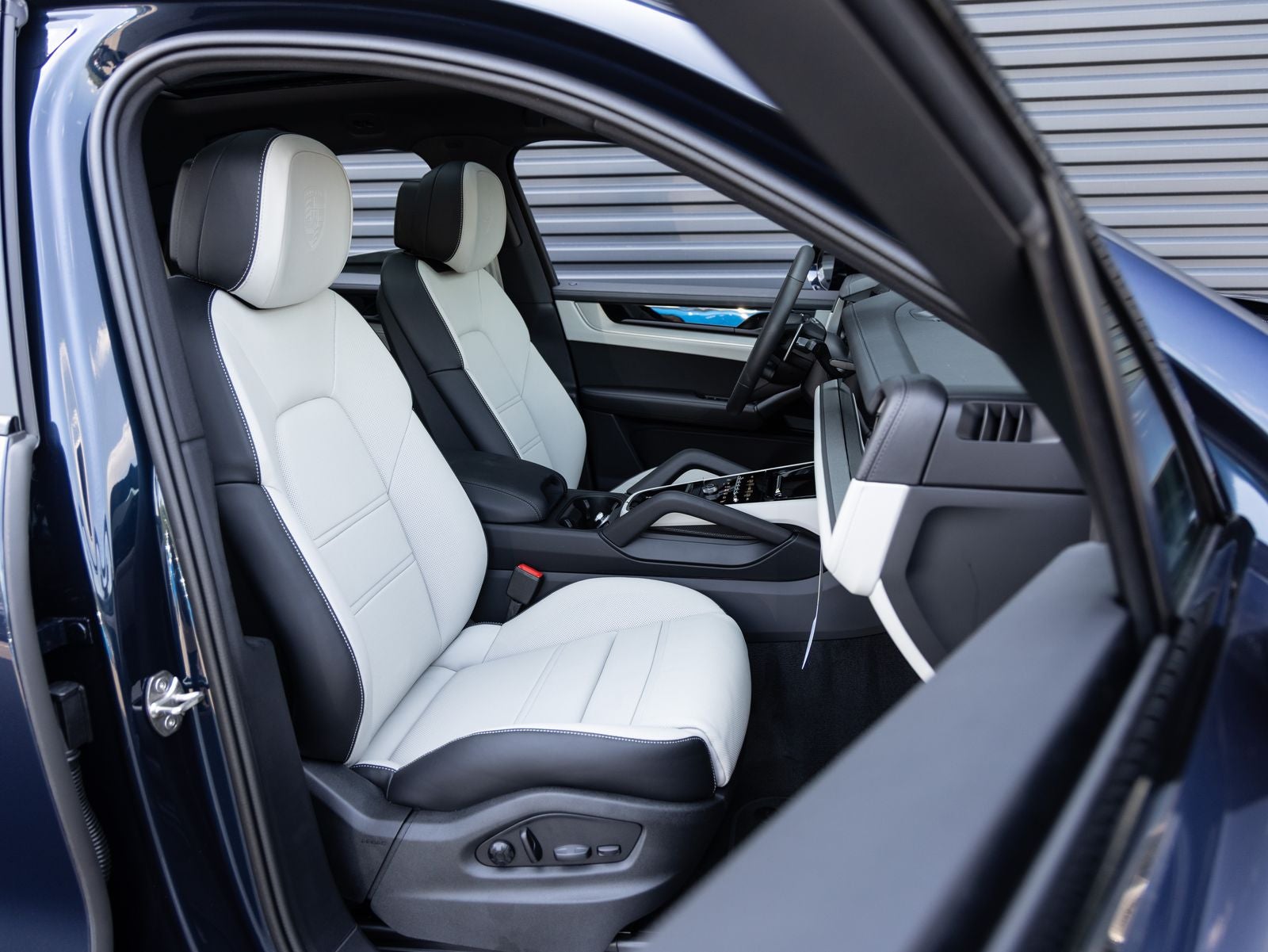 2026 Porsche Cayenne Cayenne S Coupe