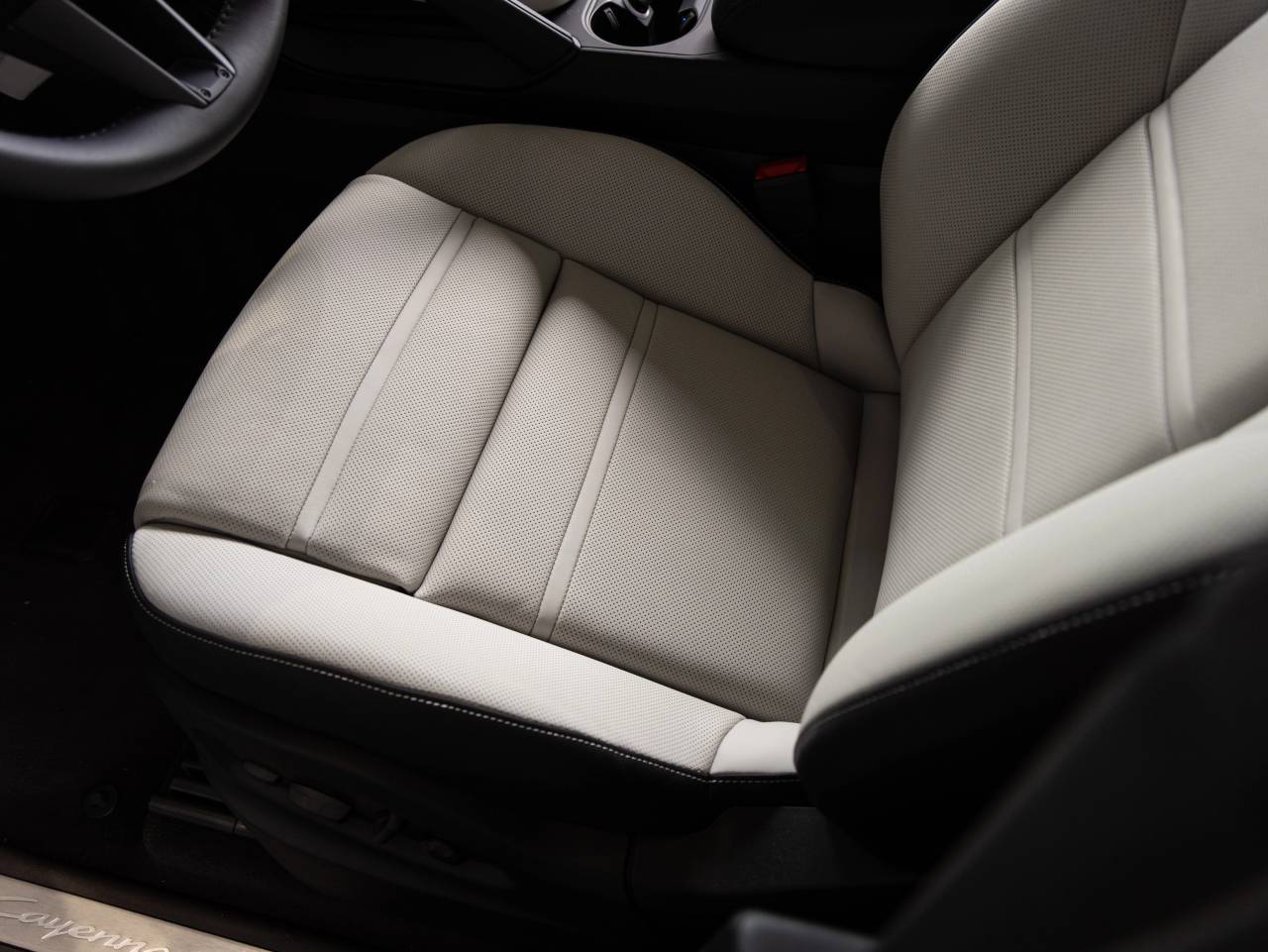 2026 Porsche Cayenne Cayenne S Coupe