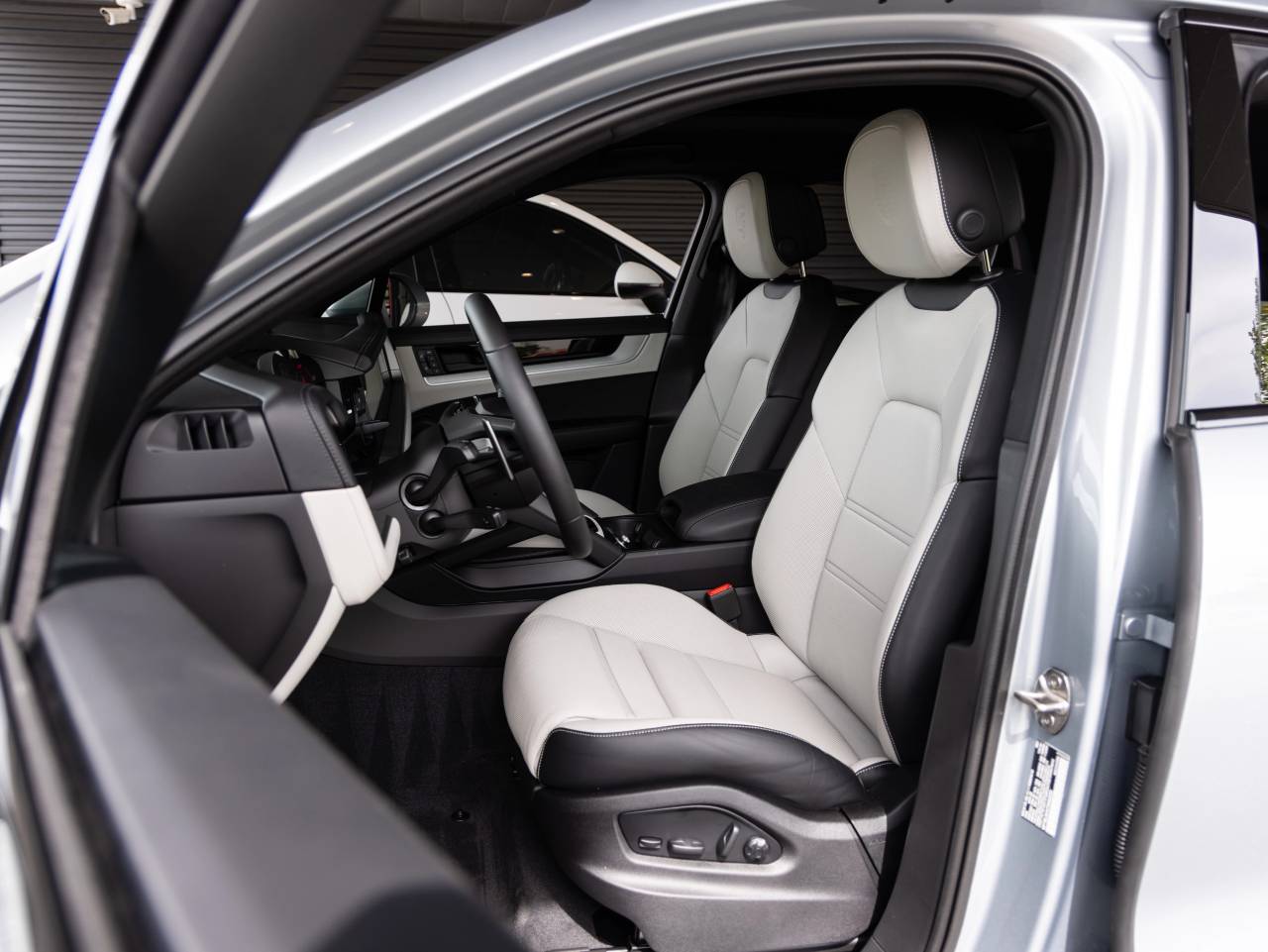 2026 Porsche Cayenne Cayenne S Coupe