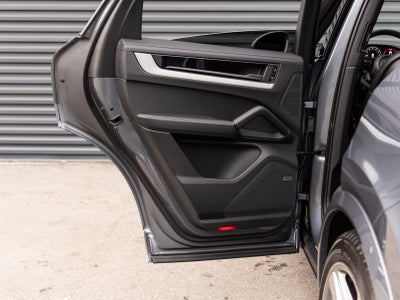 2026 Porsche Cayenne Cayenne S Coupe