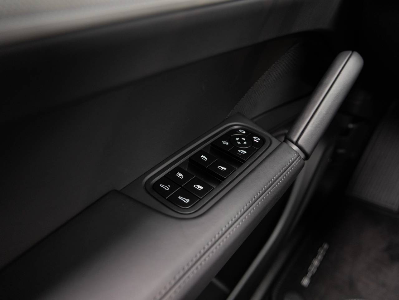 2026 Porsche Cayenne Cayenne S Coupe